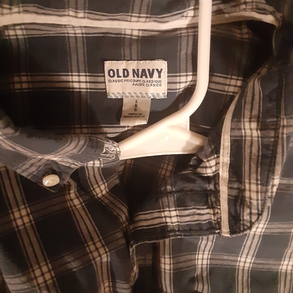 Old Navy classic button up, long sleeve - Picture 3 of 3